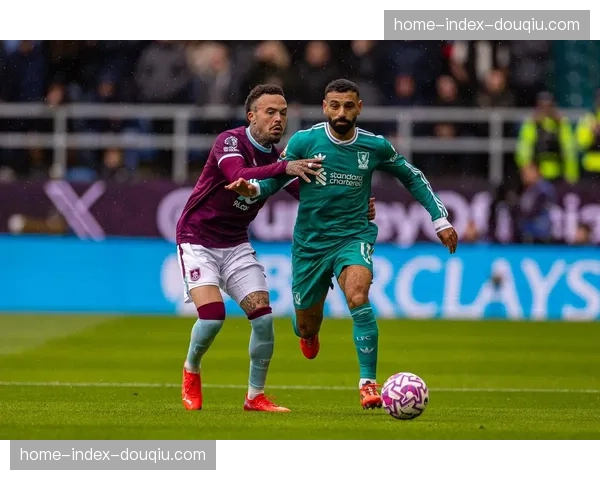 伯恩利2-3惜败利物浦，红军制胜球为后场长传直接策动