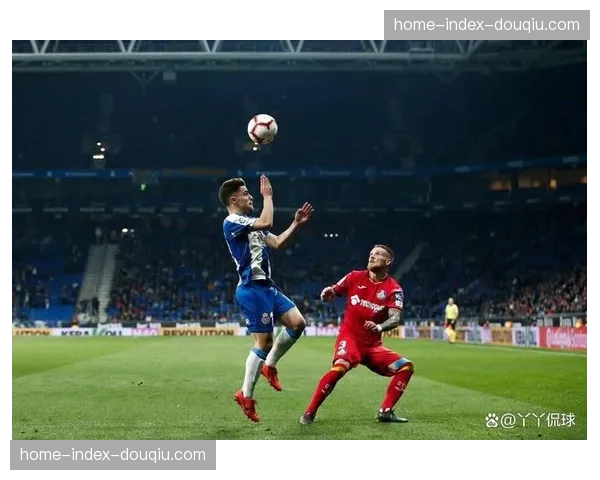 评论观点:电竞西甲联赛观赛人数创新高,传统足球的年轻化尝试 评论观点:电竞西甲联赛观赛人数创新高,传统足球的年轻化尝试