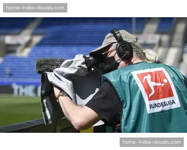 专访德甲转播服务商首席技术官:谈4K HDR制作流程在2026赛季的全面覆盖 专访德甲转播服务商首席技术官:谈4K HDR制作流程在2026赛季的全面覆盖